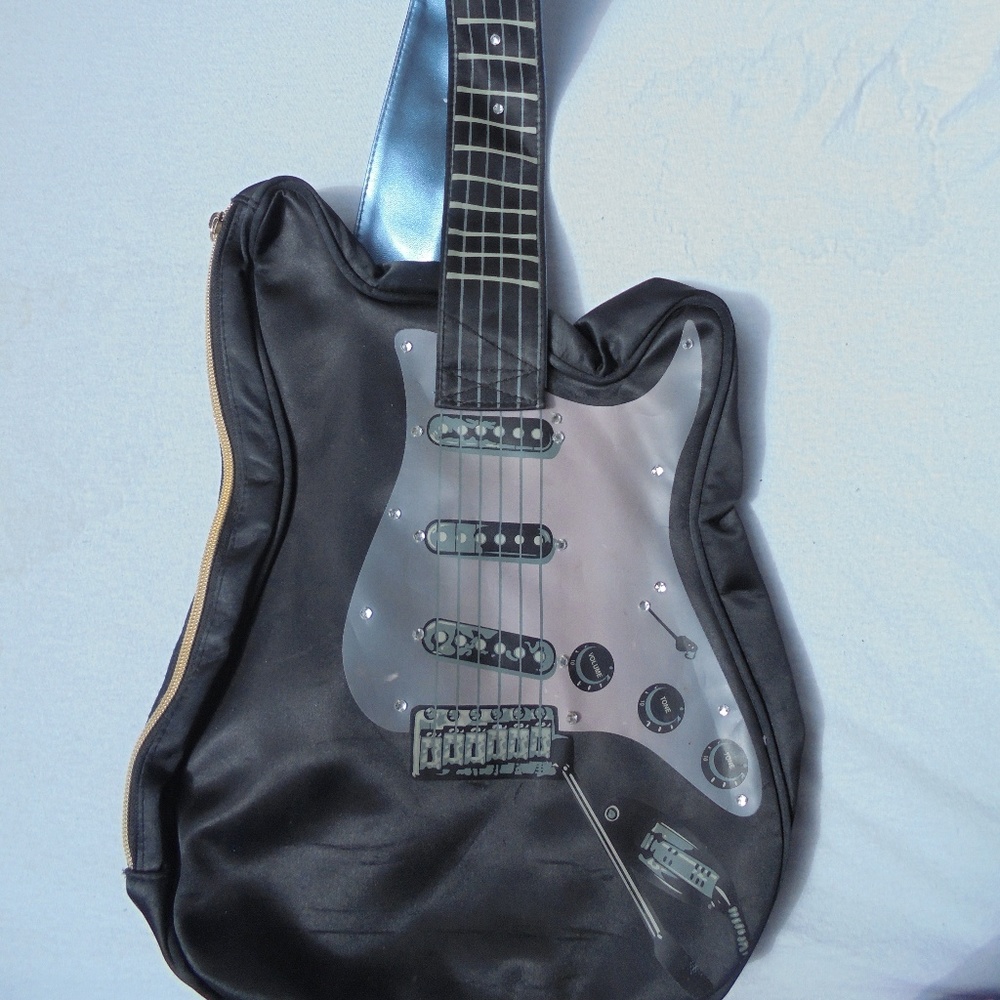 III Parcel Guitar Crossbody Bag